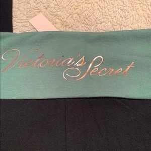 NWT Victoria  Secret leggings